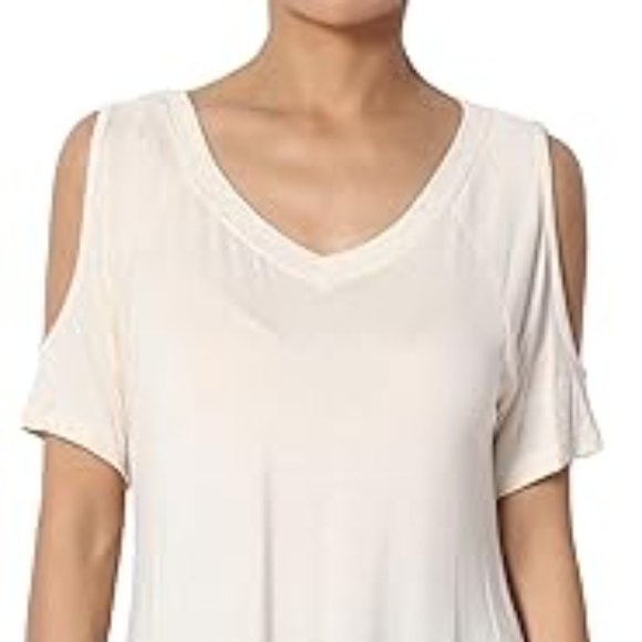 BRAND NEW The Mogan Cold Shoulder v-neck top Sharkbite Hem - Picture 1 of 2